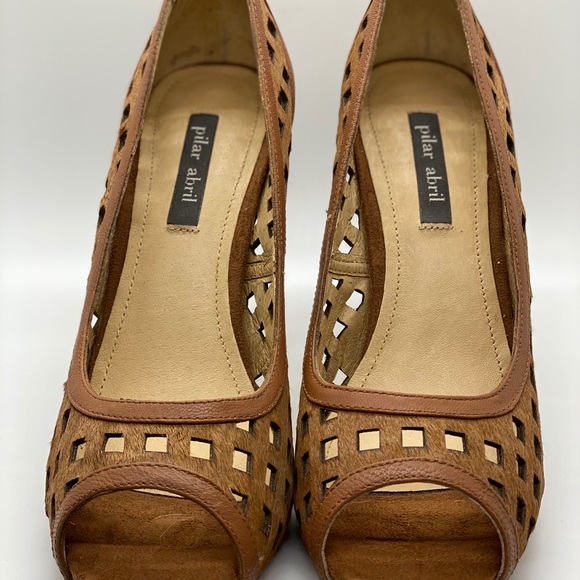Pilar Abril Peep Toe Pumps - Picture 3 of 5